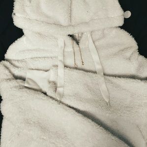 Plush Hoodie Sweater 🐏⛄